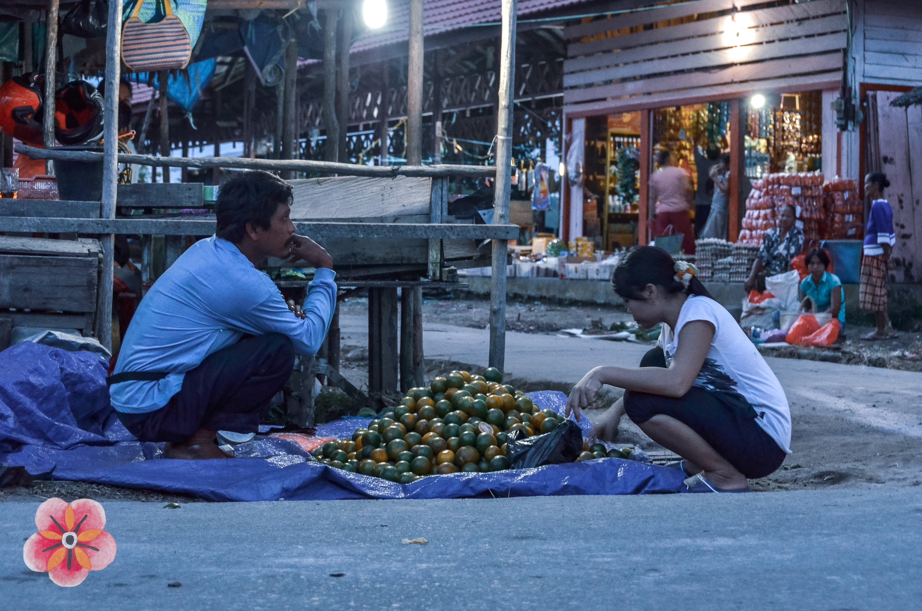 Central Kalimantan: market and daily exchange · image 7